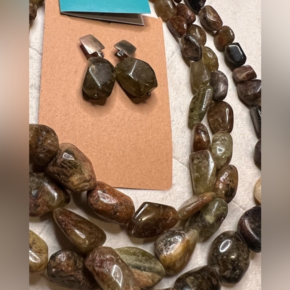 Jay King 925 three strand stone necklace and earrings - Picture 3 of 5